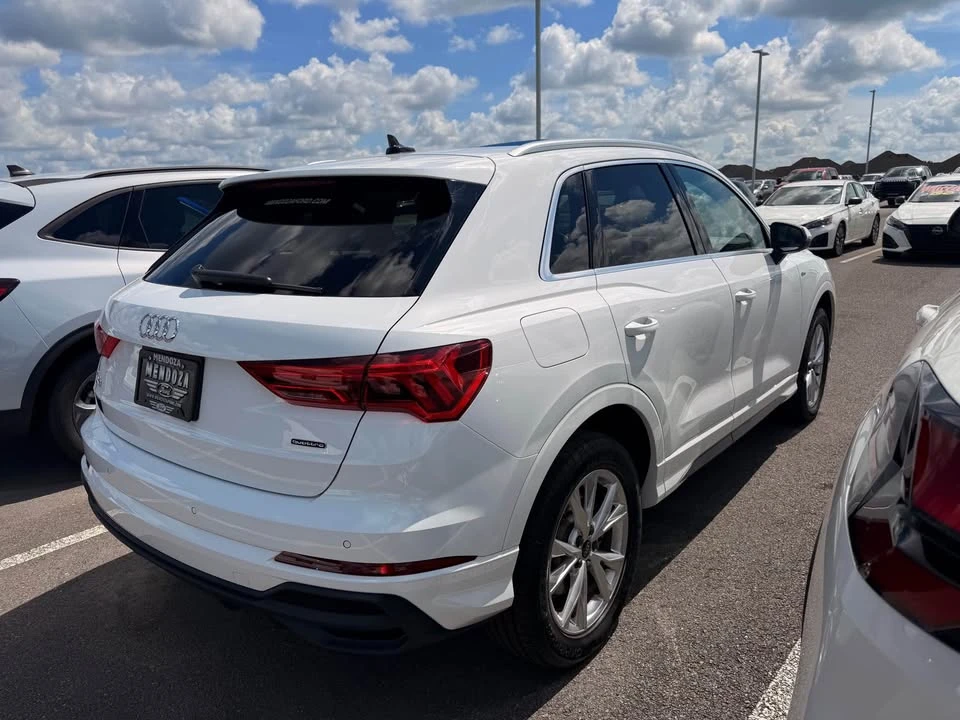 2025 Audi F3 Q3 - Image 2 of 7