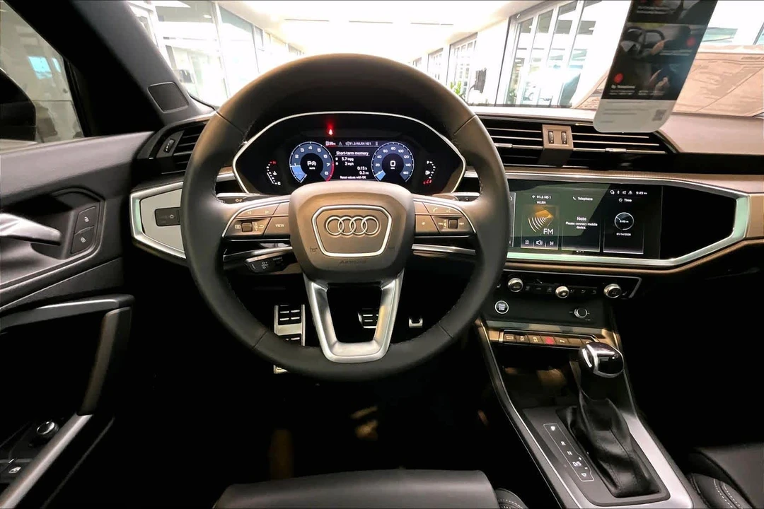 2025 Audi F3 Q3 - Image 6 of 21