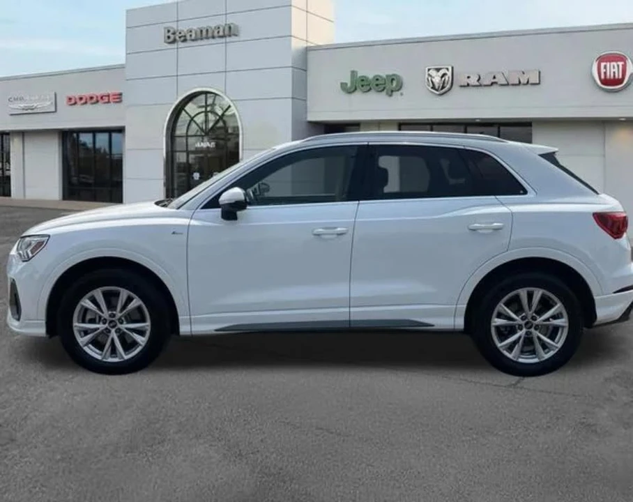 2025 Audi F3 Q3 - Image 4 of 4