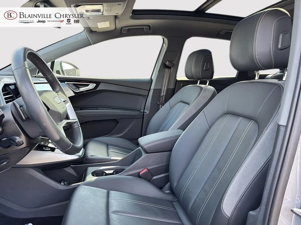 2025 Audi Q4 e-tron - Image 14 of 20