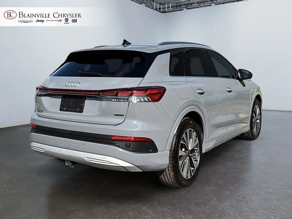 2025 Audi Q4 e-tron - Image 7 of 20