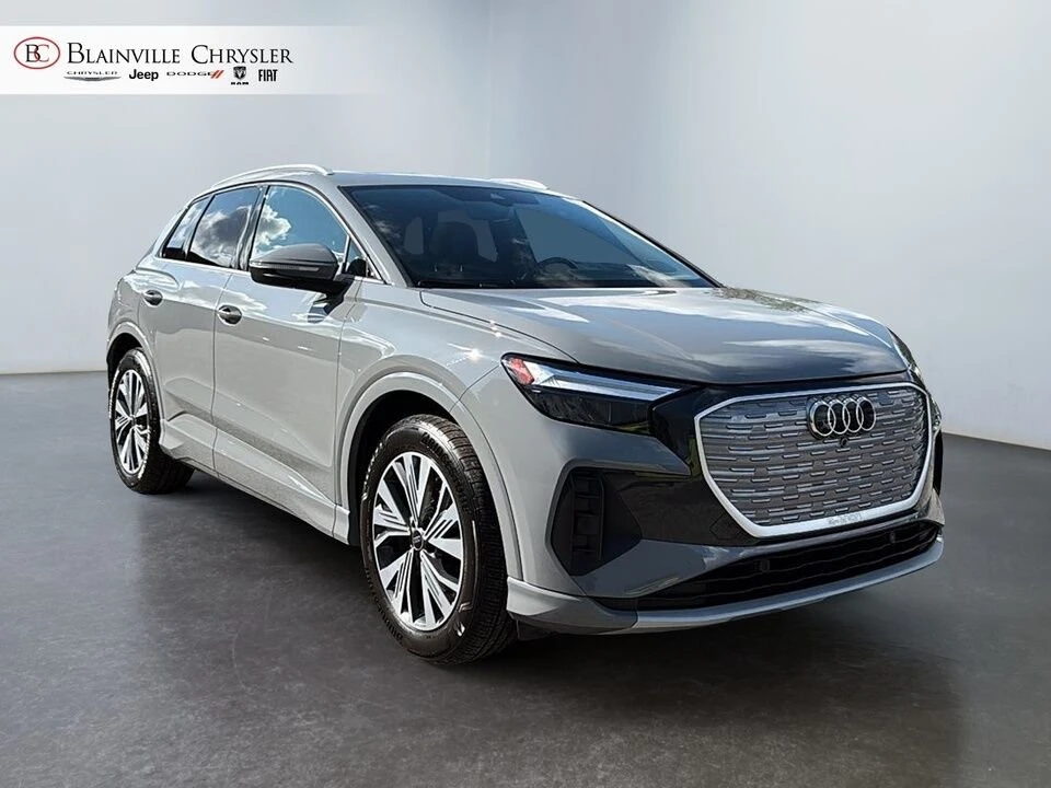 2025 Audi Q4 e-tron - Image 10 of 20