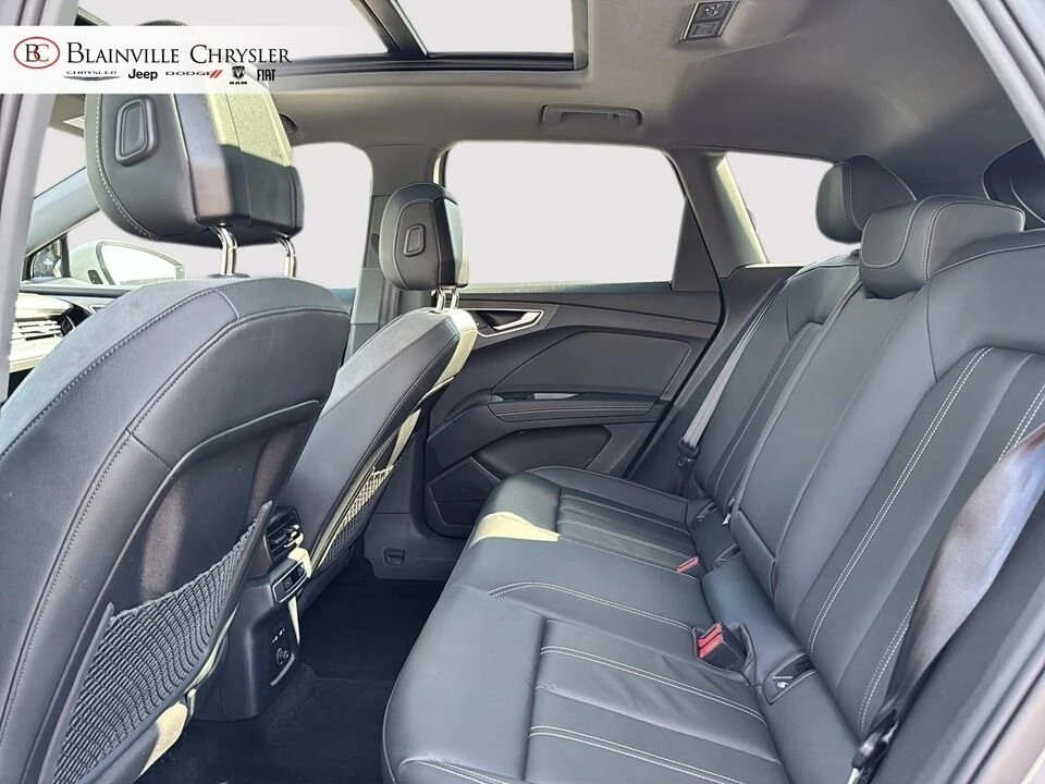 2025 Audi Q4 e-tron - Image 17 of 20