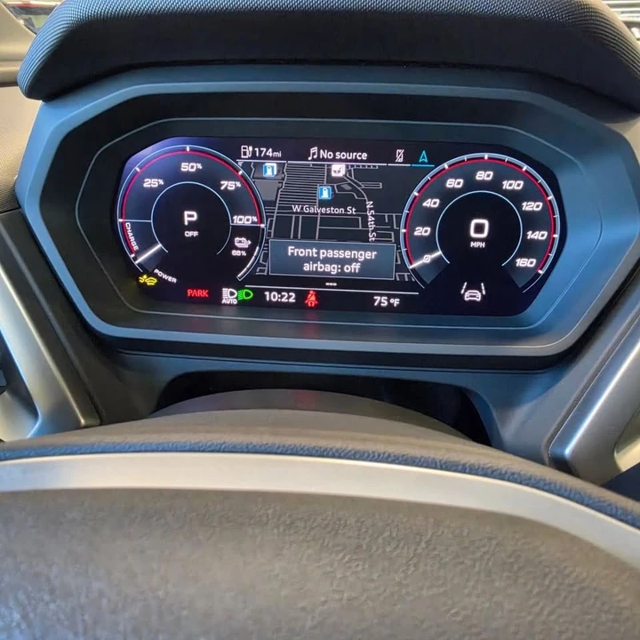 2025 Audi Q4 e-tron - Image 15 of 20