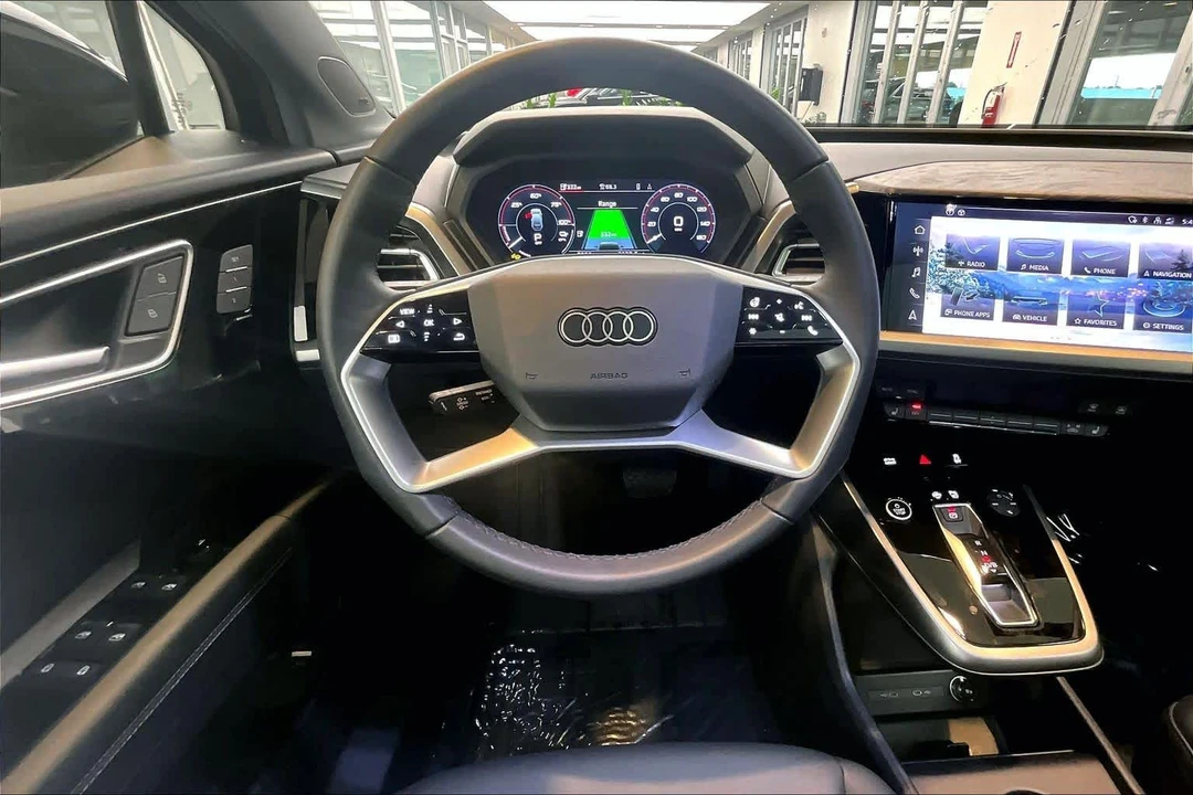 2025 Audi Q4 e-tron - Image 6 of 12