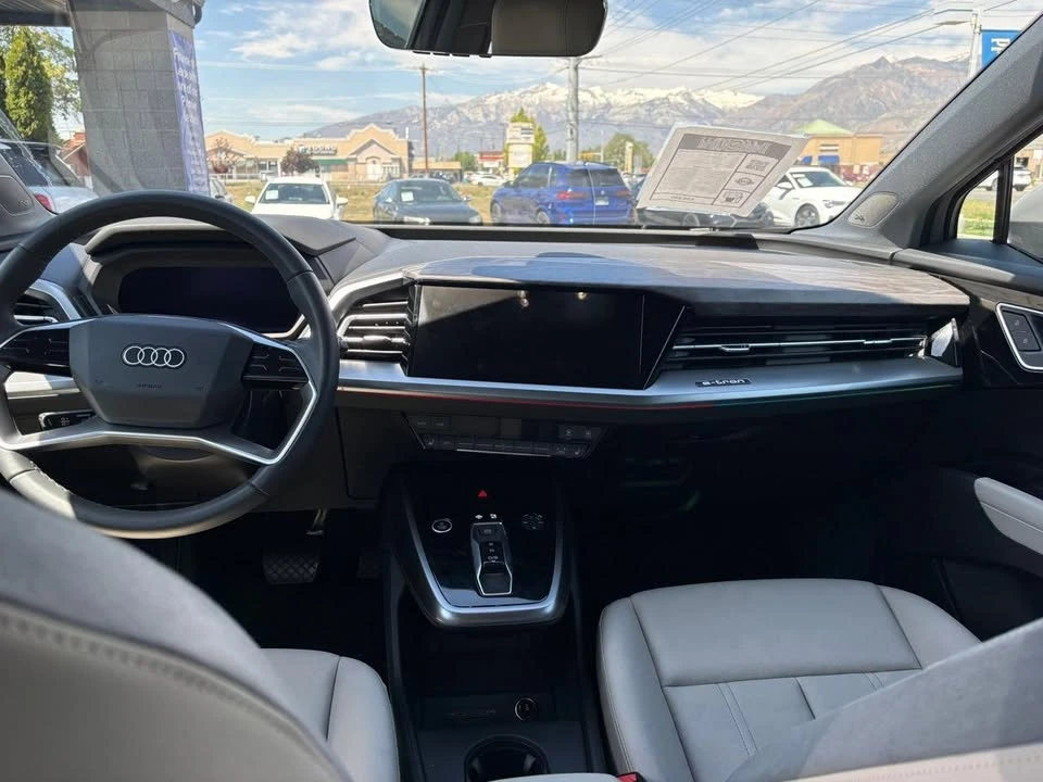 2025 Audi Q4 e-tron - Image 10 of 16