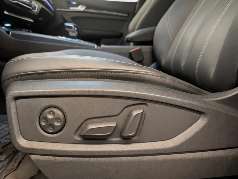 2025 Audi FY Q5 - Image 10 of 20