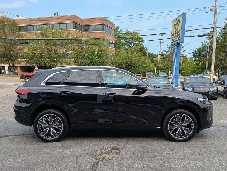 2025 Audi FY Q5 - Image 5 of 20