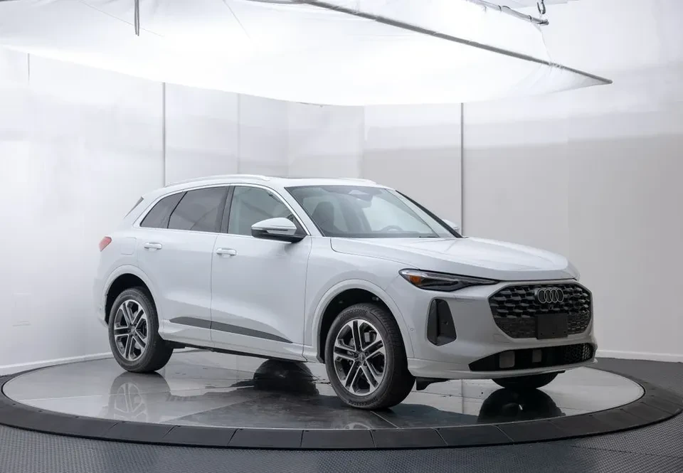 2025 Audi FY Q5 - Image 7 of 19
