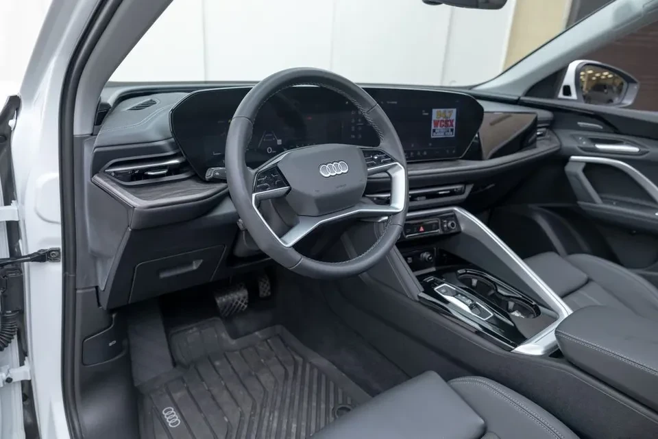 2025 Audi FY Q5 - Image 12 of 19