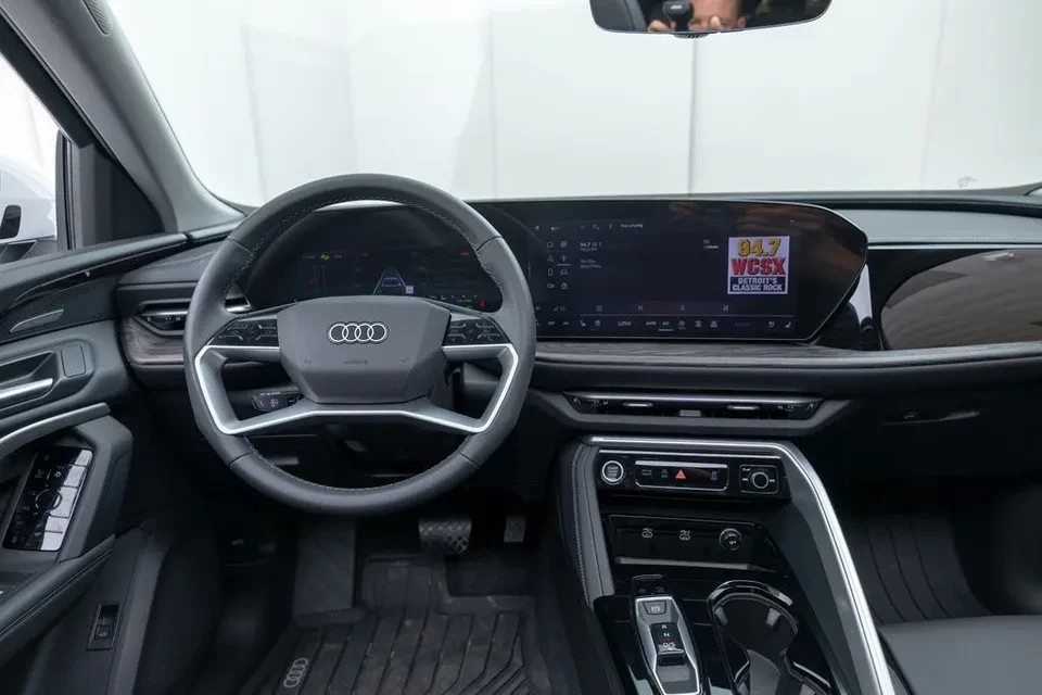 2025 Audi FY Q5 - Image 13 of 19