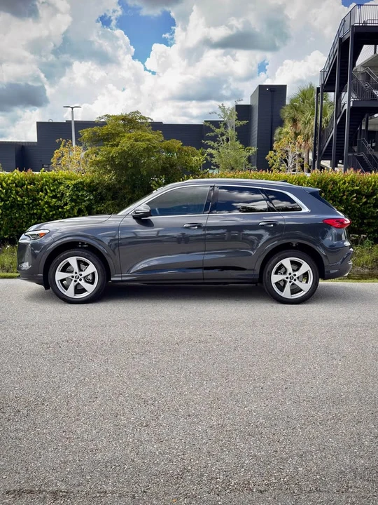 2025 Audi FY Q5 - Image 8 of 20