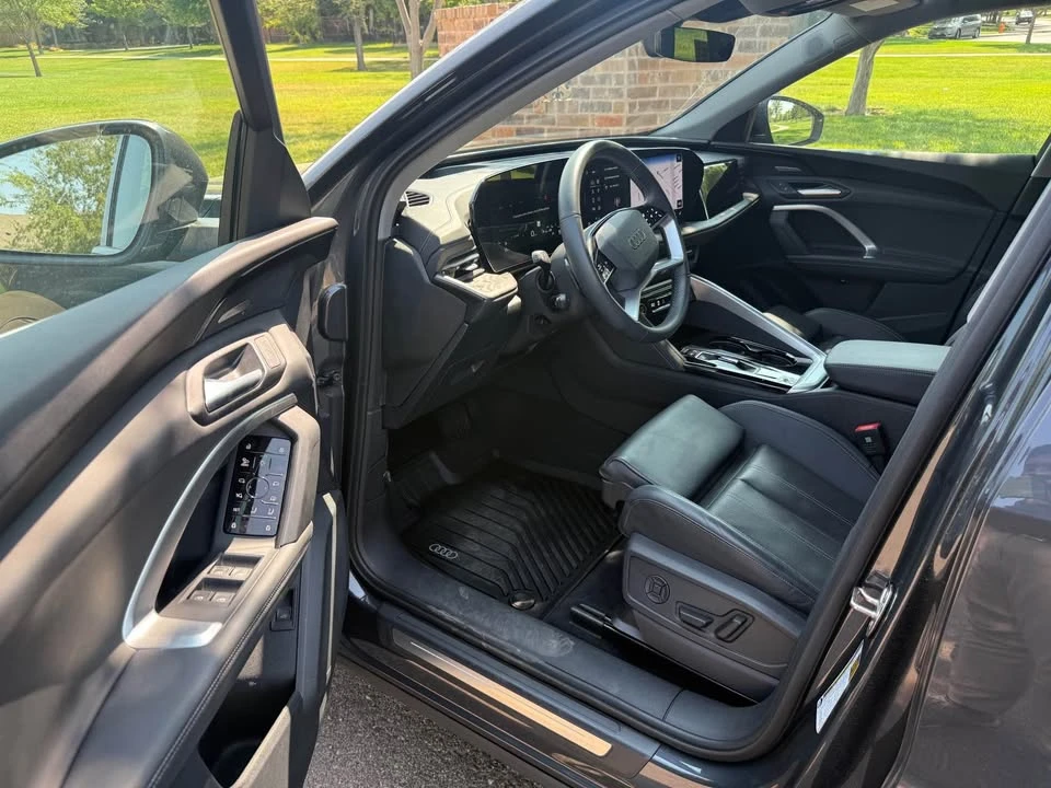 2025 Audi FY Q5 - Image 9 of 10