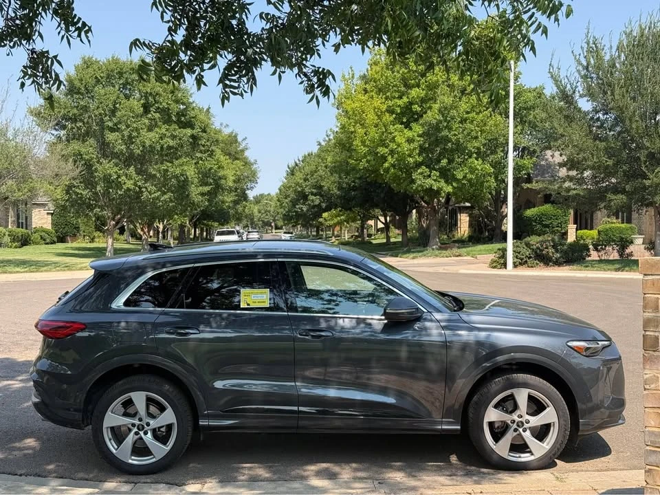 2025 Audi FY Q5 - Image 4 of 10