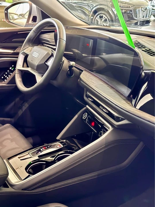 2025 Audi FY Q5 - Image 9 of 16