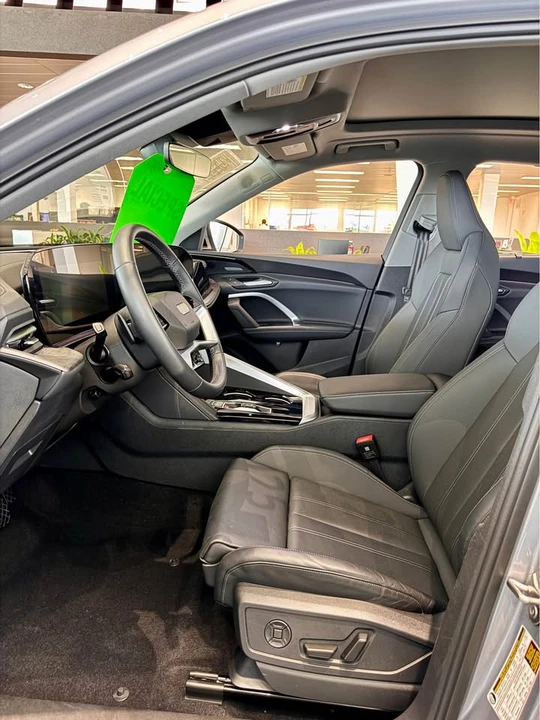 2025 Audi FY Q5 - Image 8 of 16