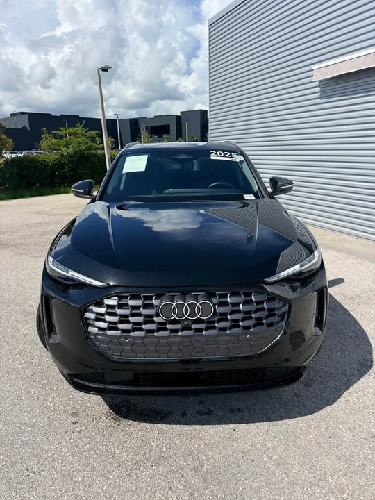 2025 Audi FY Q5 - Image 11 of 18