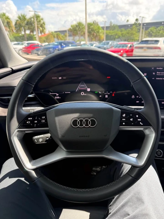 2025 Audi FY Q5 - Image 9 of 18