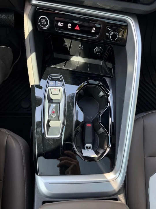 2025 Audi FY Q5 - Image 16 of 19