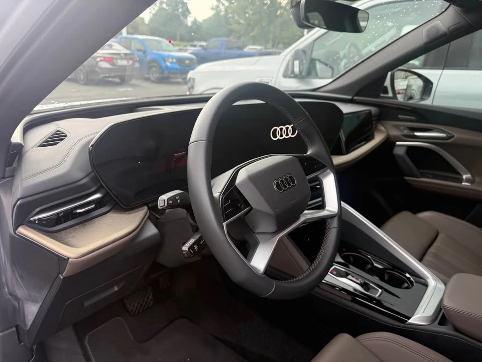 2025 Audi FY Q5 - Image 2 of 4