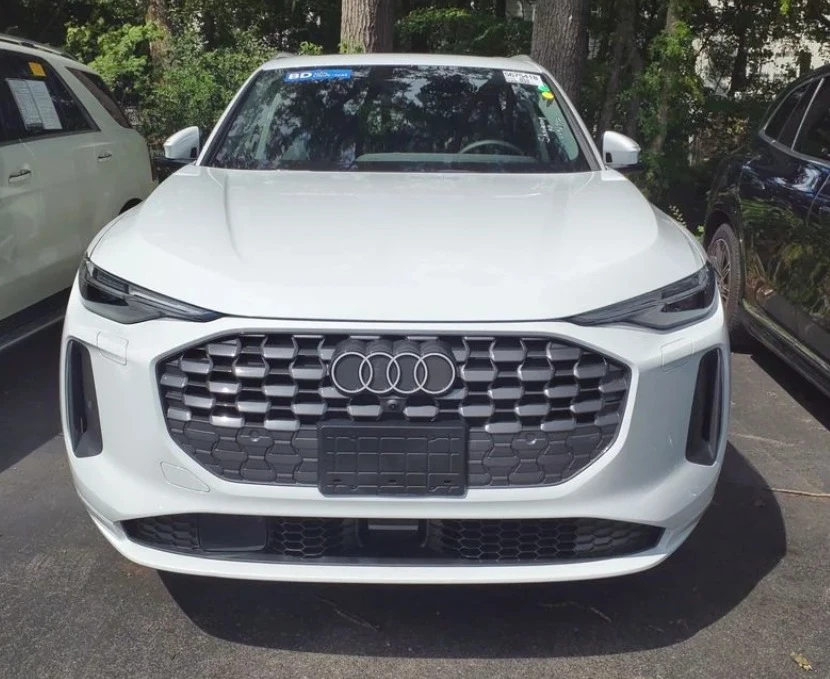2025 Audi FY Q5 - Image 2 of 4