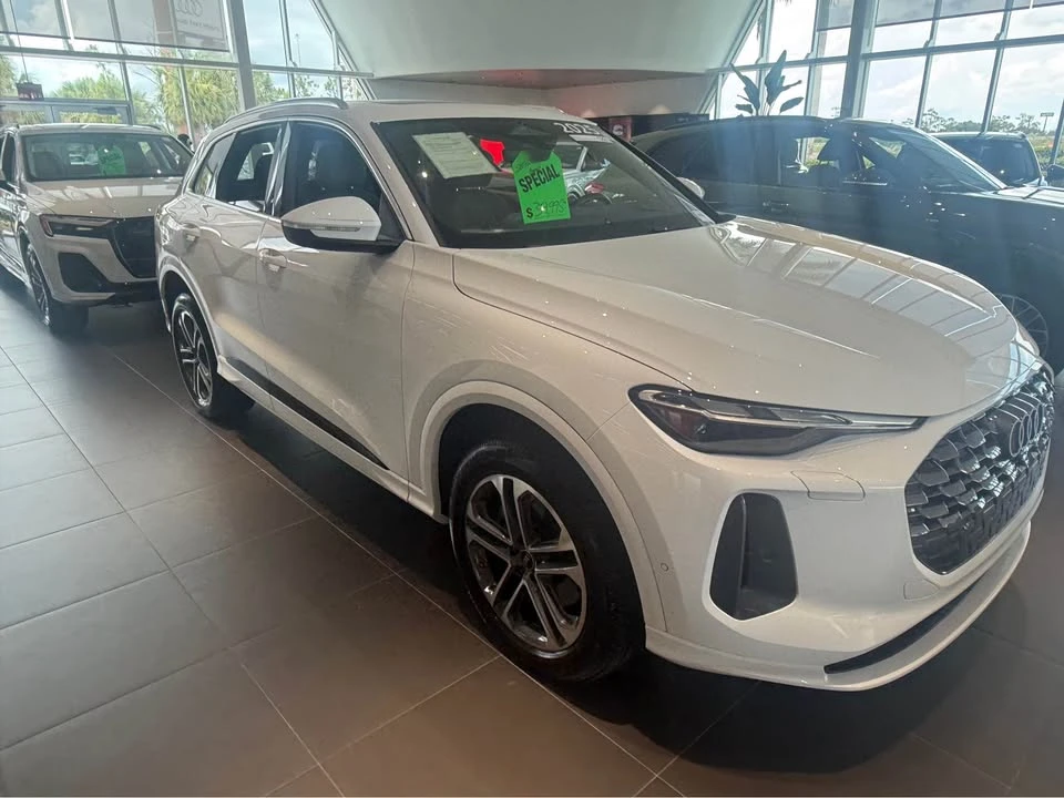 2025 Audi FY Q5 - Image 4 of 7