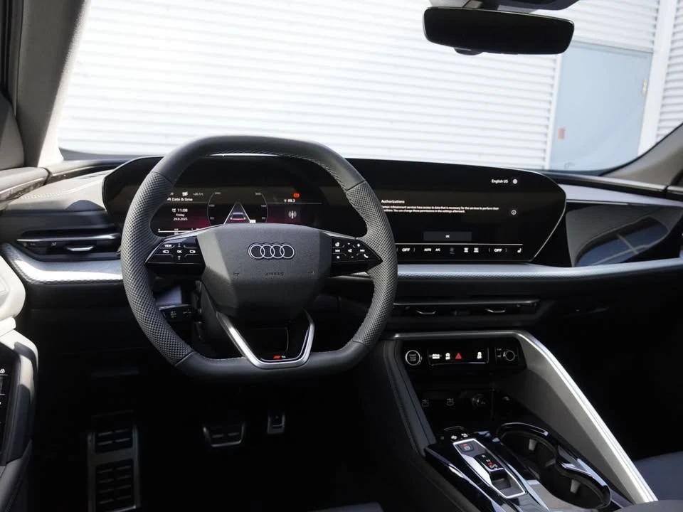 2025 Audi FY Q5 - Image 2 of 10