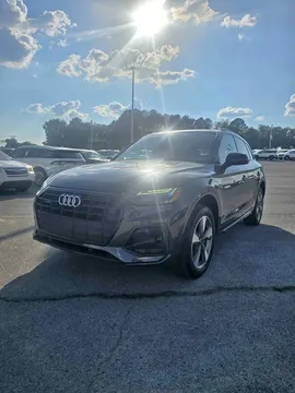 2025 Audi Q5 40 TFSI Premium Sport Utility 4D