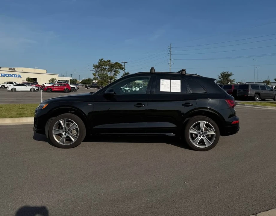 2025 Audi FY Q5 - Image 2 of 8