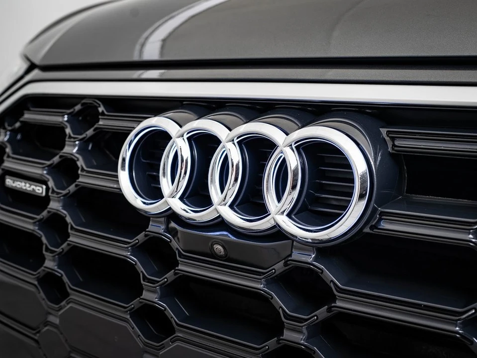 2025 Audi FY Q5 - Image 3 of 21