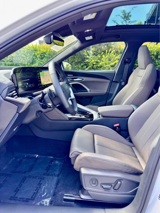 2025 Audi FY Q5 - Image 8 of 18