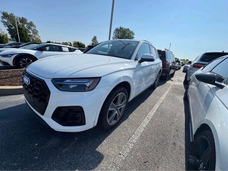 2025 Audi FY Q5 - Image 2 of 7