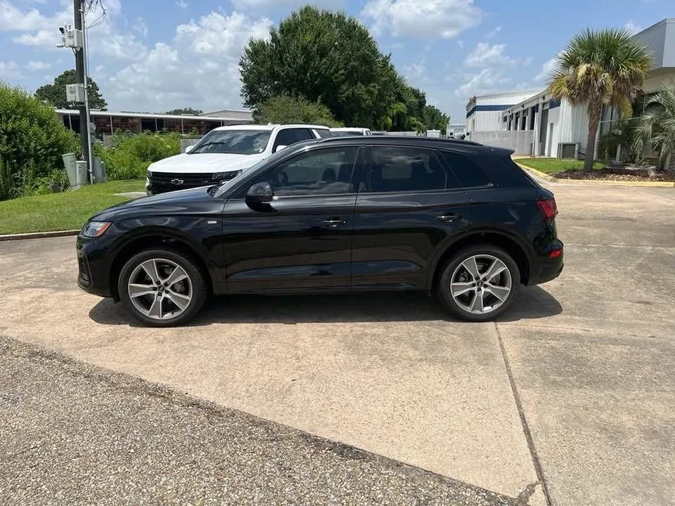 2025 Audi FY Q5 - Image 2 of 14