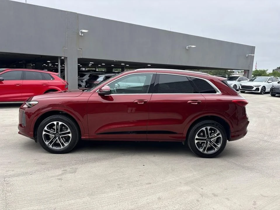 2025 Audi FY Q5 - Image 9 of 20