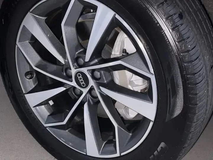 2025 Audi FY Q5 - Image 7 of 15