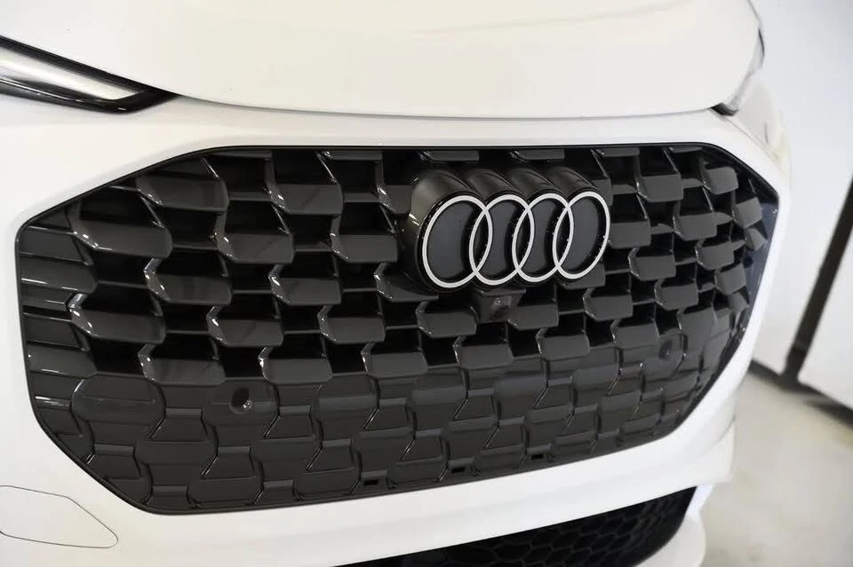 2025 Audi FY Q5 - Image 3 of 20