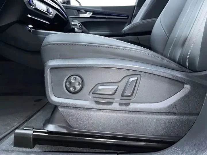 2025 Audi FY Q5 - Image 9 of 15