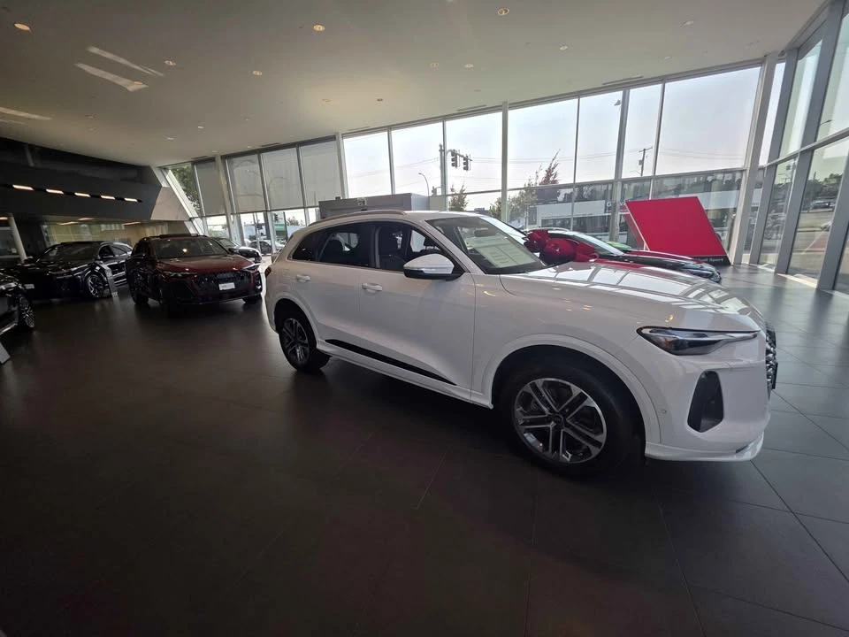 2025 Audi FY Q5 - Image 3 of 5