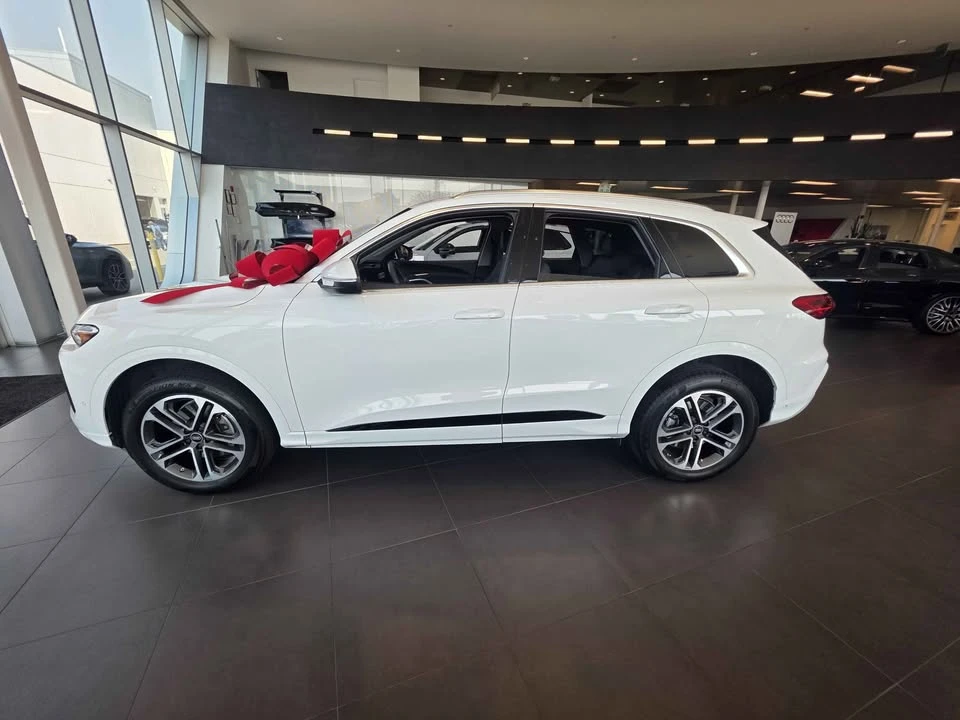 2025 Audi FY Q5 - Image 2 of 5