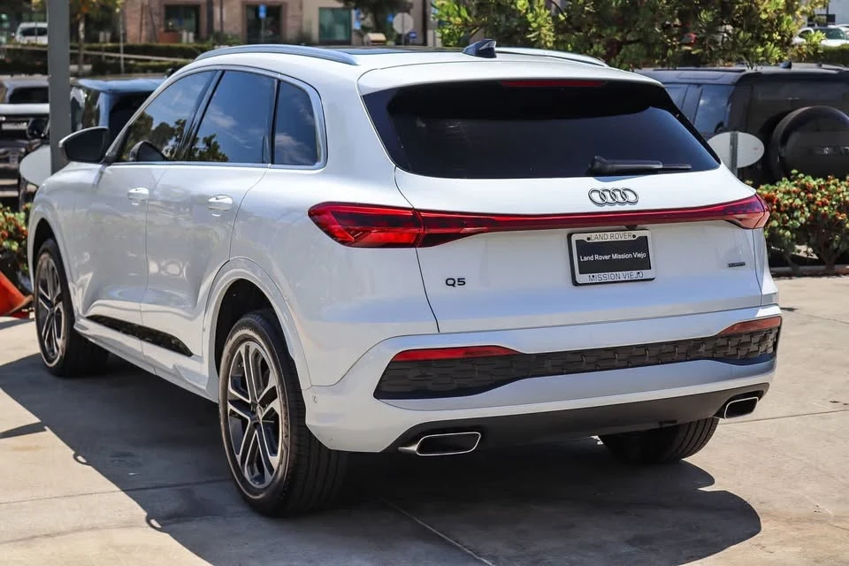 2025 Audi FY Q5 - Image 3 of 8