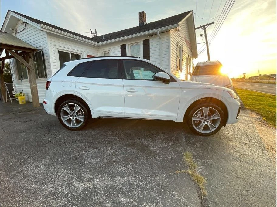 2025 Audi FY Q5 - Image 4 of 20