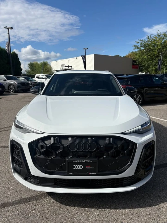 2025 Audi FY Q5 - Image 2 of 7