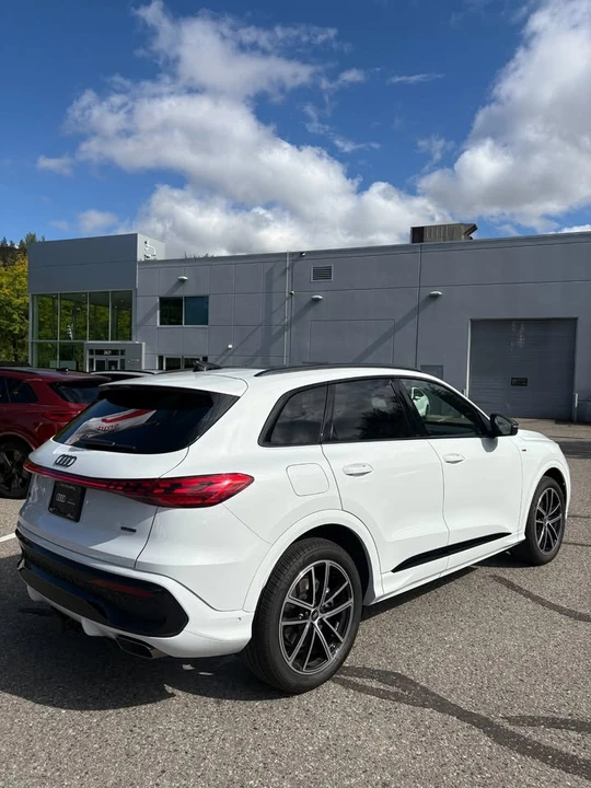 2025 Audi FY Q5 - Image 3 of 7