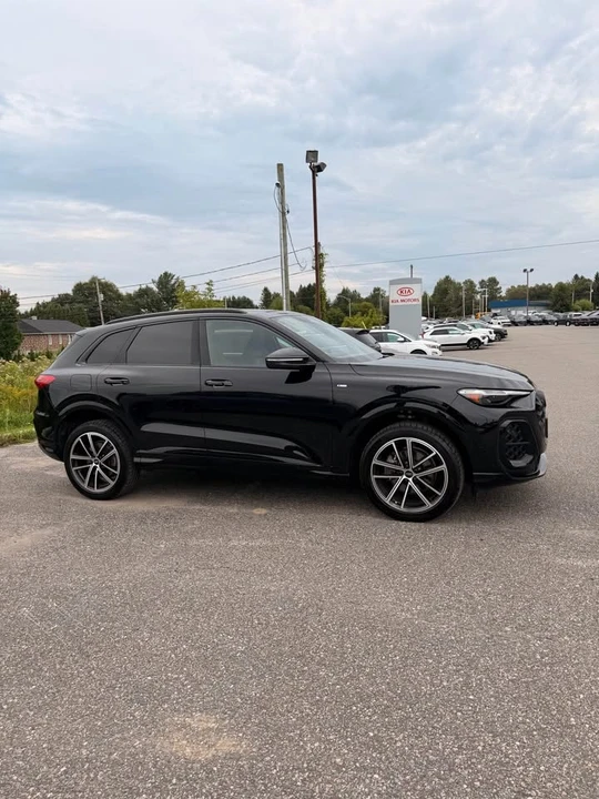 2025 Audi FY Q5 - Image 8 of 20