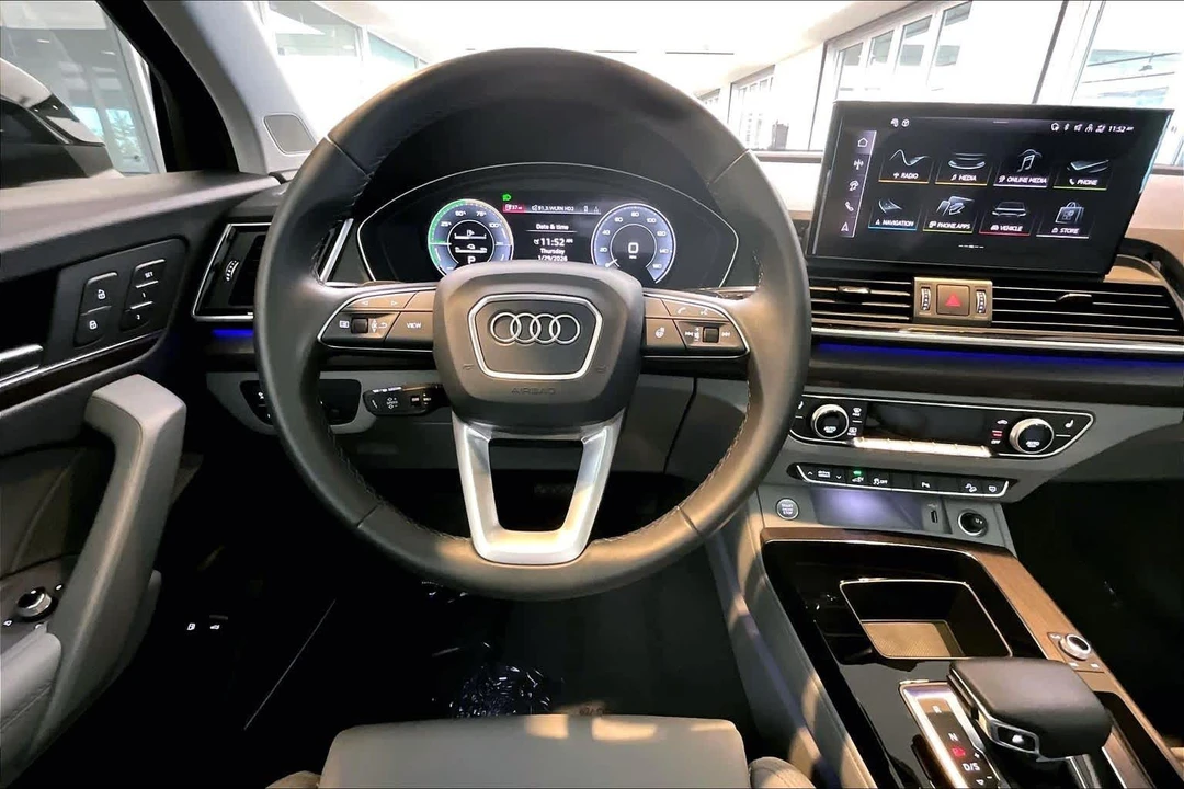 2025 Audi FY Q5 - Image 6 of 12