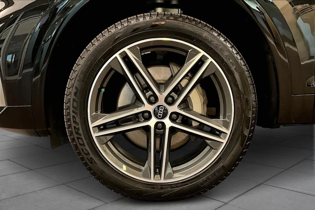 2025 Audi FY Q5 - Image 11 of 12