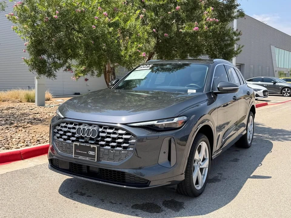 2025 Audi FY Q5 - Image 3 of 9