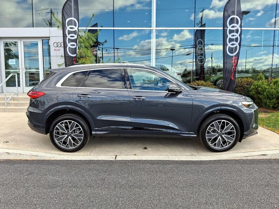 2025 Audi FY Q5 - Image 7 of 12