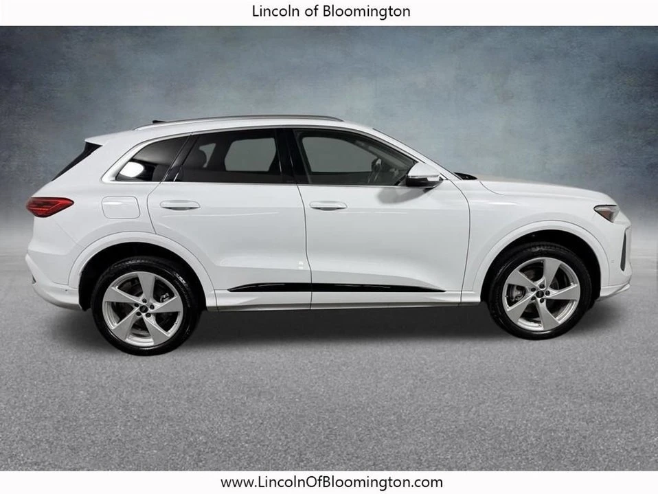 2025 Audi FY Q5 - Image 8 of 10