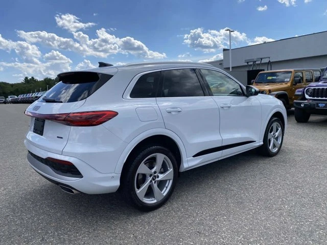 2025 Audi FY Q5 - Image 2 of 20